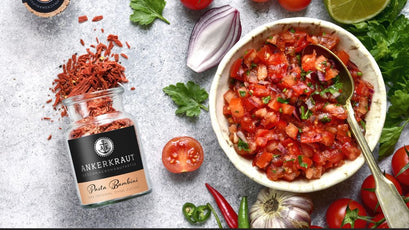 Selbstgemachte orientalische Salsa